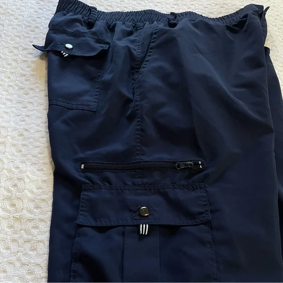 Men's Navy Cargo Pants~ Lightweight ~
Size XXL~ Elastic and Belt Loop waist - Picture 10 of 12